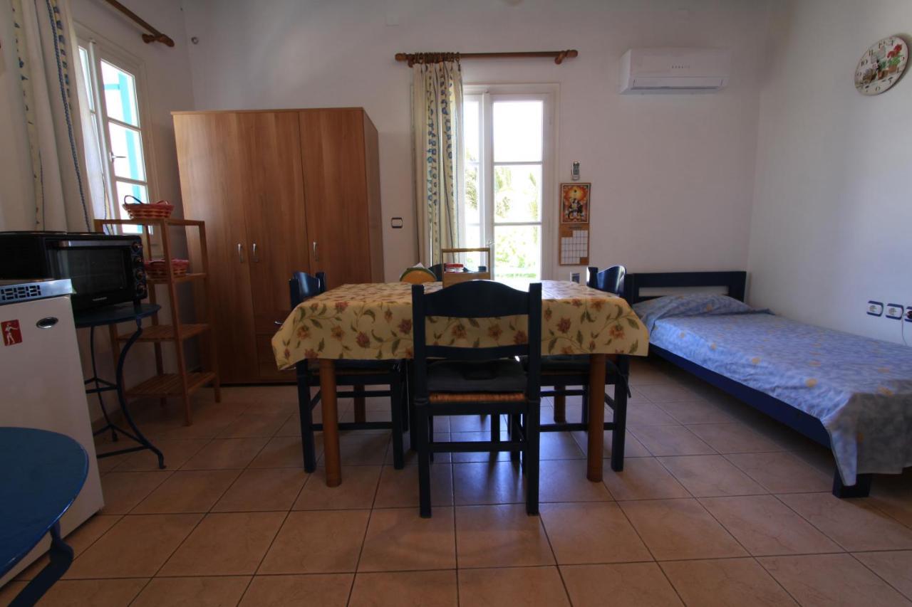 Smaragda Rooms & Studios Platis Gialos  Luaran gambar